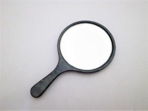 津軽塗新手鏡が出来ました！ | 津軽塗の販売店・通信販売｜有限