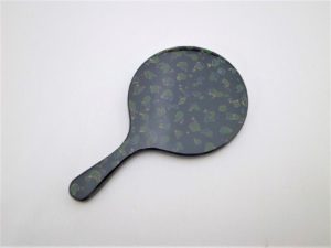 津軽塗り　額縁と鏡 津軽塗新手鏡が出来ました！ | 津軽塗の販売店・通信販売｜有限