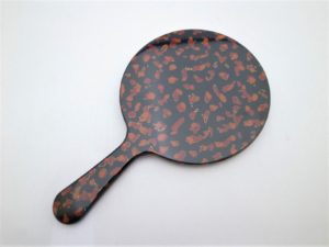 津軽塗り　額縁と鏡 津軽塗新手鏡が出来ました！ | 津軽塗の販売店・通信販売｜有限
