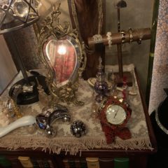 フジテレビ系ドラマ「ルパンの娘2」に美術協力として津軽塗温湿度計が採用されました！