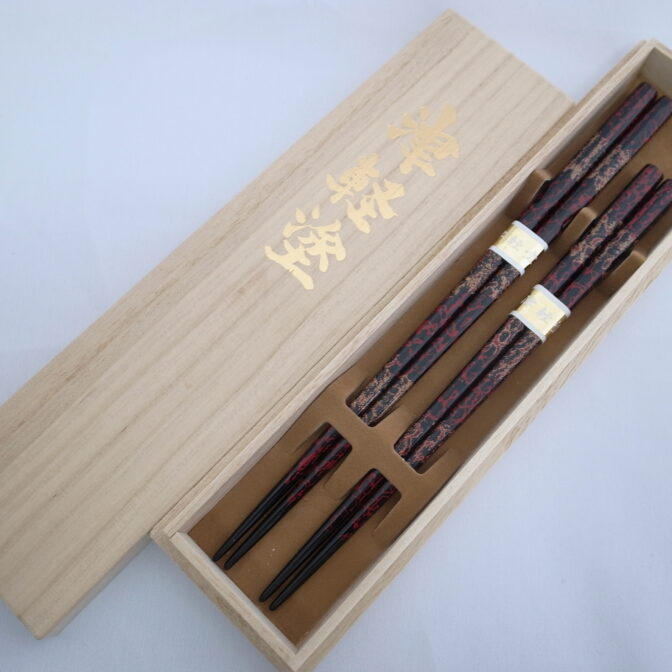 夫婦箸桐箱入赤梨黒1