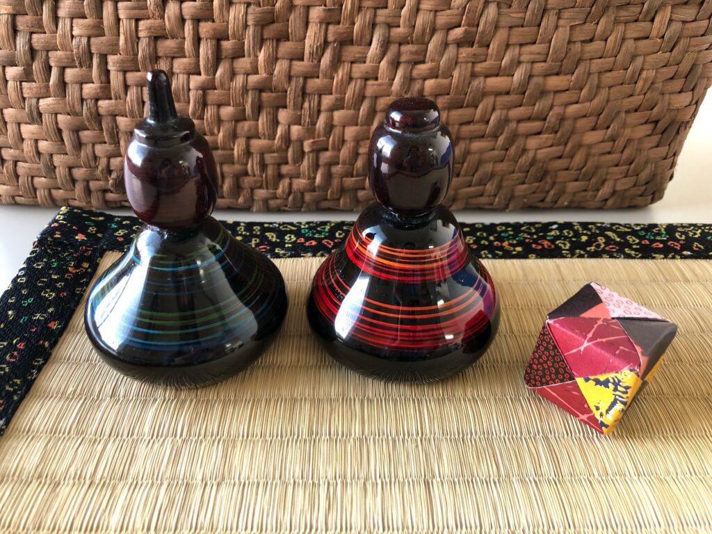 津軽塗ひな人形2