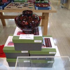 映画「バカ塗りの娘」タイアップイベント開催　さくら野百貨店青森本店